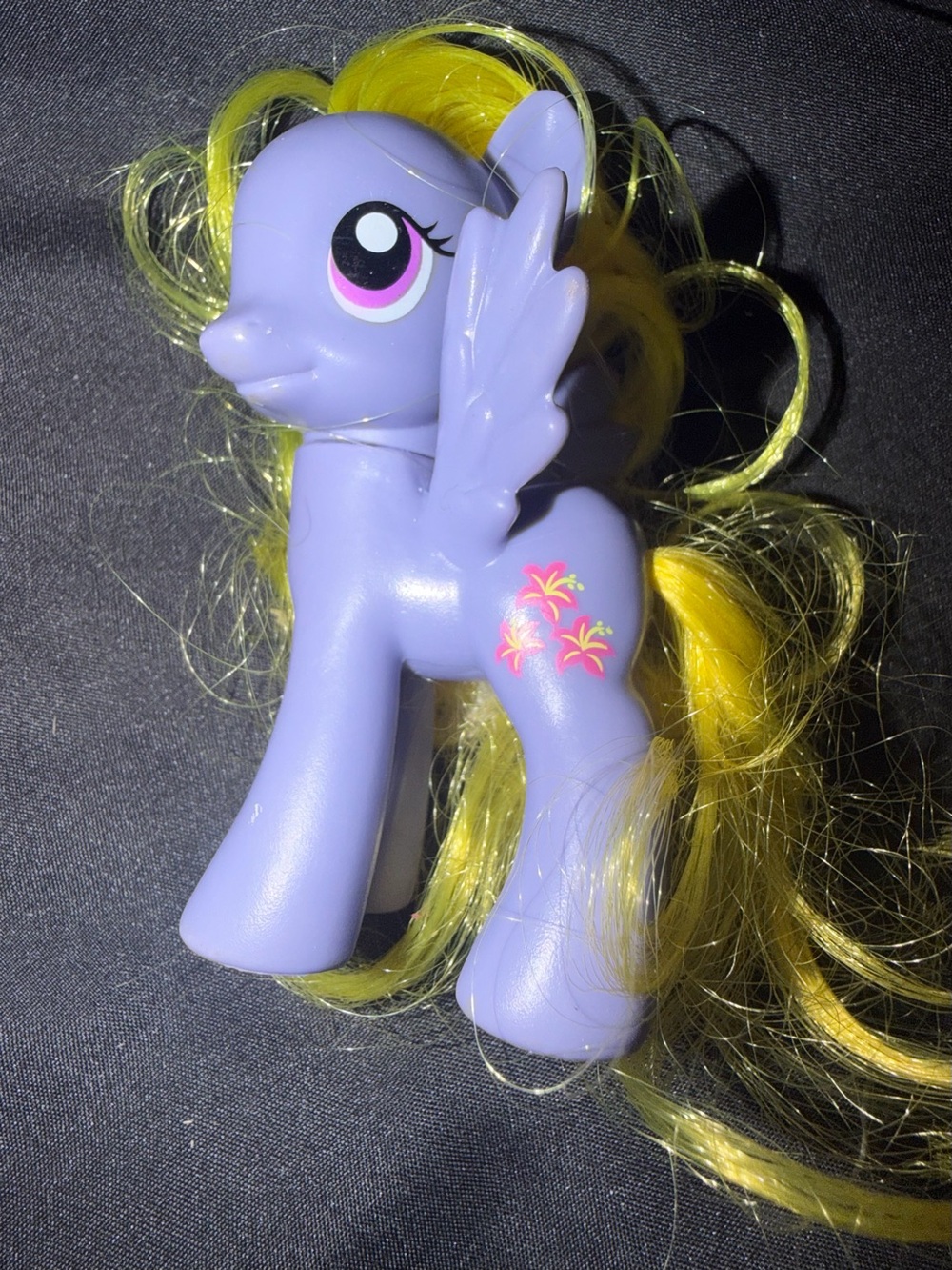 My Little Pony G4 LILY BLOSSOM Hasbro 3" Yellow Brushable Hair 2010
